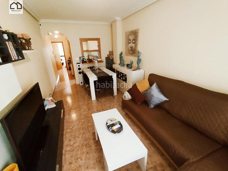 Foto f5691165-aa15-4bdd-a22c-46001e04be62. Piso apihouse vende acogedor piso . precio de venta 123.000 en Torrevieja