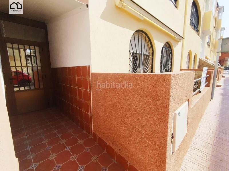 Foto 16013730-6b93-4ca8-b26e-060b92f02ffd. Planta baixa a Gaspar Perelló Torrevieja