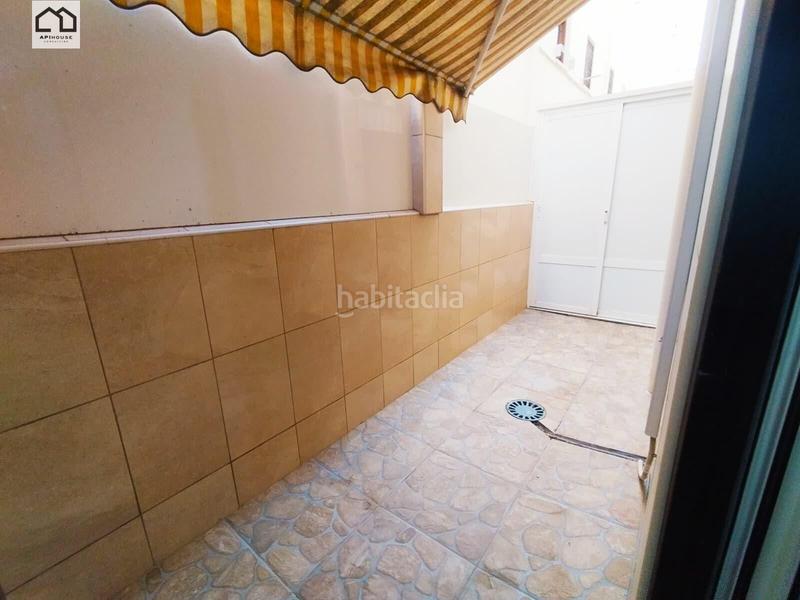 Foto 5dd93a23-607d-49cd-973b-b498e2eb3968. Planta baixa a Gaspar Perelló Torrevieja