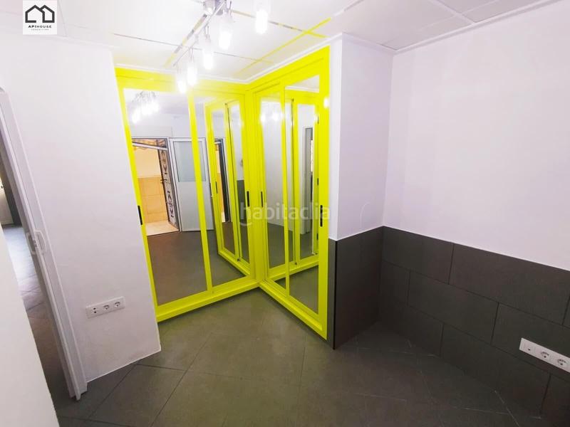 Foto b6ef61e1-319f-4a53-b2ba-add803ba3cfc. Planta baixa a Gaspar Perelló Torrevieja