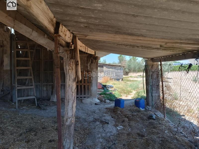 Foto a653bf57-5741-4c2d-afe9-510696a3184f. Casa apihouse vende casa independiente para reformar. precio de venta 195.000 en Dolores