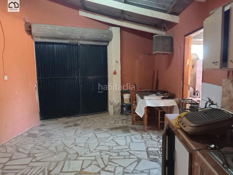 Foto c4892ab7-35f6-40c0-b5d5-1a6f12d8e7f7. Casa apihouse vende casa independiente para reformar. precio de venta 195.000 en Dolores