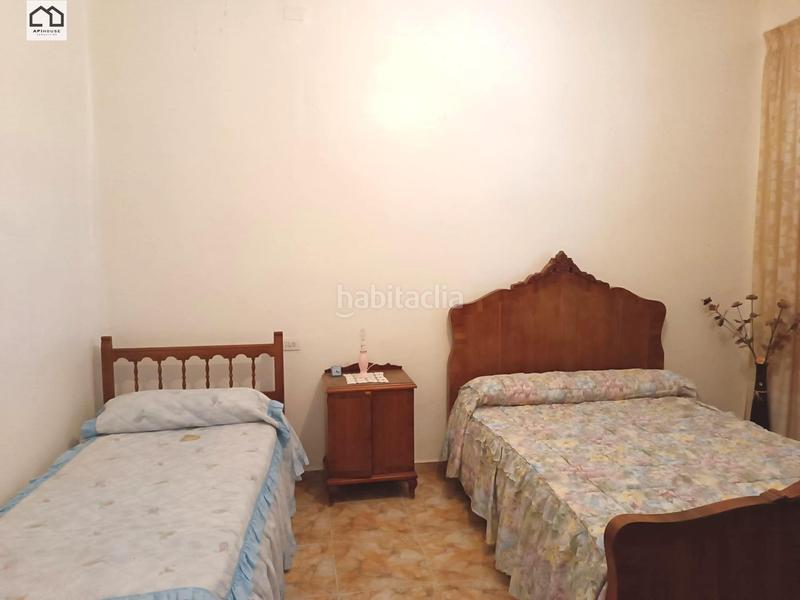 Foto f2fff344-9edd-4b94-b45f-dfed004b1db8. Casa apihouse vende casa independiente para reformar. precio de venta 195.000 en Dolores