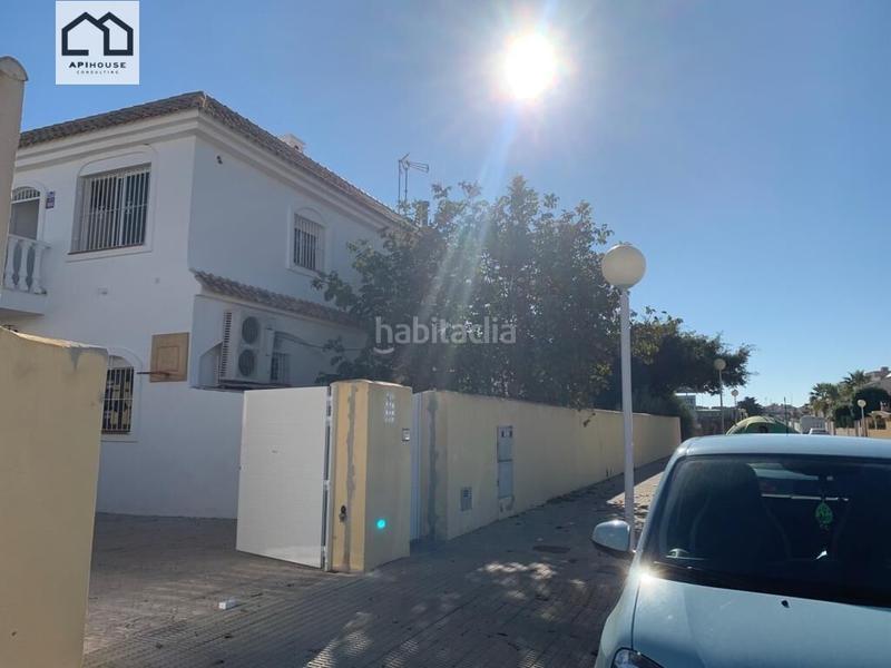 Foto 0ab3cd62-bb4d-458d-83c7-9fae83014de9. Chalet apihouse vende espectacular chaletrestaurante costa. precio de venta 899.500 en Orihuela