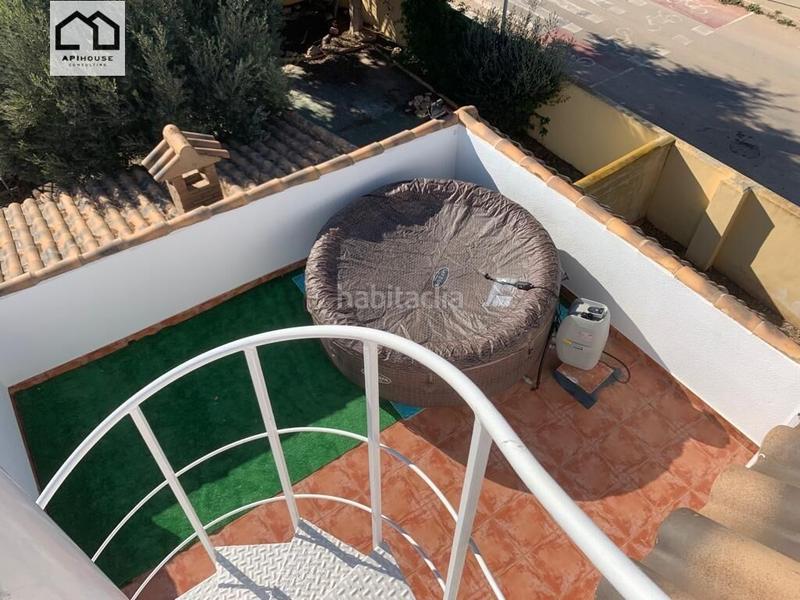 Foto 665b2bb0-ae24-43e8-84b0-d9bc869a79e9. Chalet apihouse vende espectacular chaletrestaurante costa. precio de venta 899.500 en Orihuela