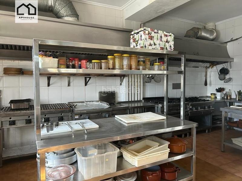 Foto 9b67e4e8-080a-450f-9c9e-c4709eee554e. Chalet apihouse vende espectacular chaletrestaurante costa. precio de venta 899.500 en Orihuela