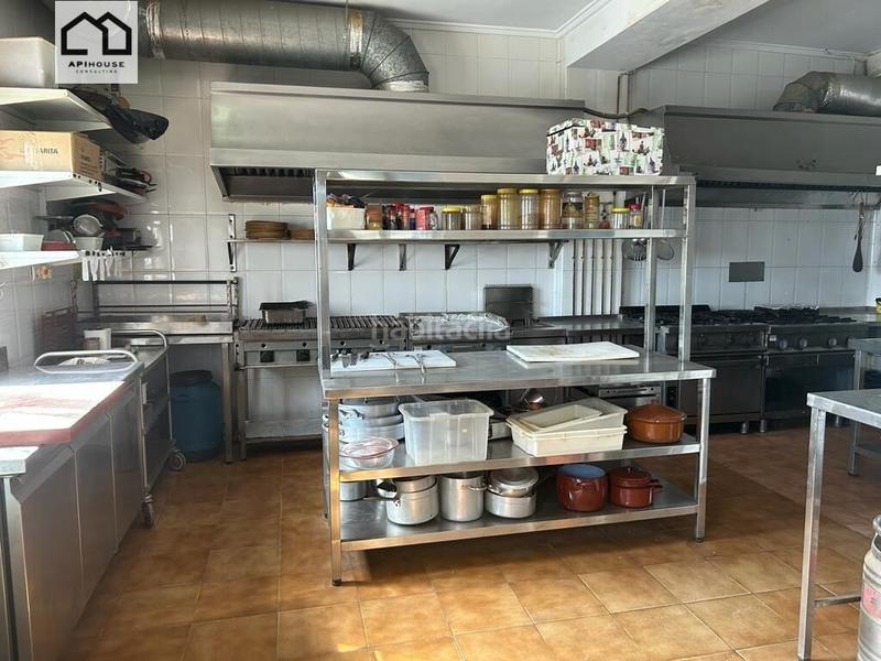 Foto f02b8952-4eff-472d-b458-d880832a6a90. Chalet apihouse vende espectacular chaletrestaurante costa. precio de venta 899.500 en Orihuela