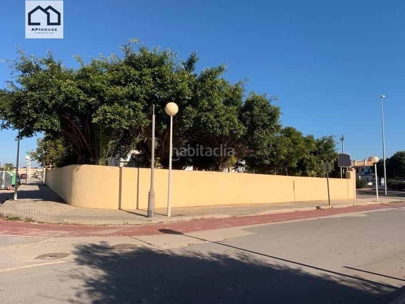 Foto fff5ffee-0123-4329-b70c-95c03b0b5e8f. Chalet apihouse vende espectacular chaletrestaurante costa. precio de venta 899.500 en Orihuela