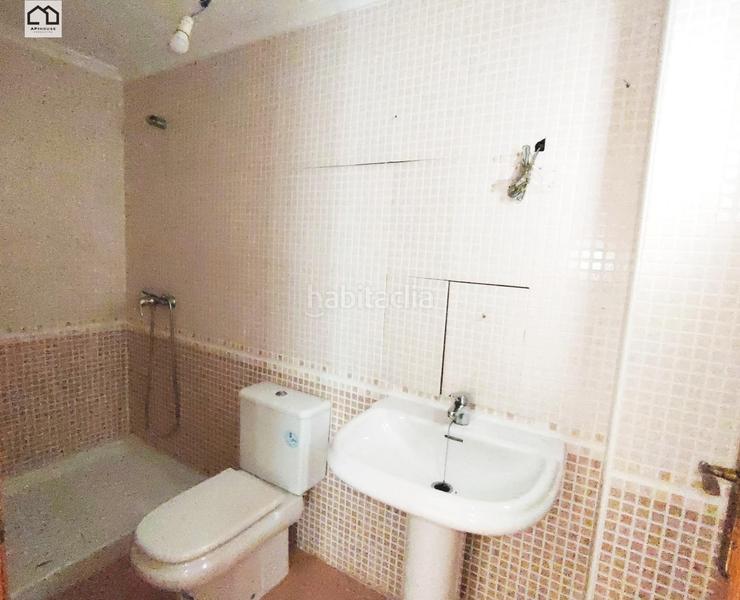 Foto b97d8b07-c1f3-41fc-95d8-09945439525c. Piso apihouse vende piso en primera planta para reformar en almoradi. precio de venta 103.000 en Almoradí