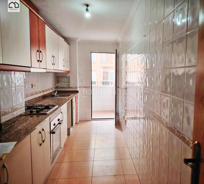 Foto bb0b22dd-c53b-4121-a81d-16983689a0ec. Piso apihouse vende piso en primera planta para reformar en almoradi. precio de venta 103.000 en Almoradí