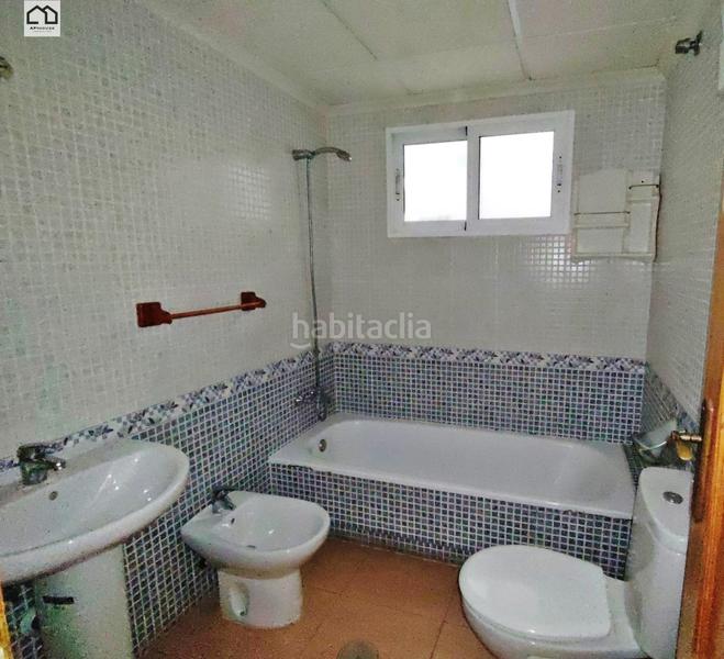 Foto e78b5195-f172-4947-a1eb-f46902291727. Piso apihouse vende piso en primera planta para reformar en almoradi. precio de venta 103.000 en Almoradí