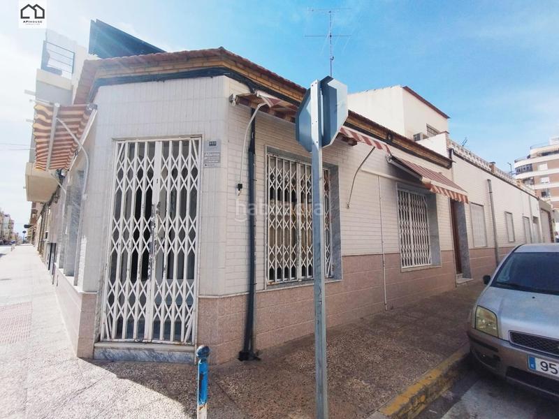 Foto b9ee9c5b-6364-415a-925f-06eeddefd72e. Terreny residencial a Centro - Muelle Pesquero Torrevieja