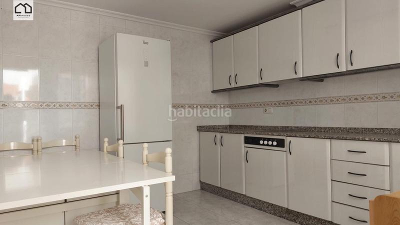 Foto e7af3a21-4a18-4bff-b038-084f287c3d1d. Alquiler casa adosada apihouse vende casa adosada . precio de venta 220.000 en Santa Pola