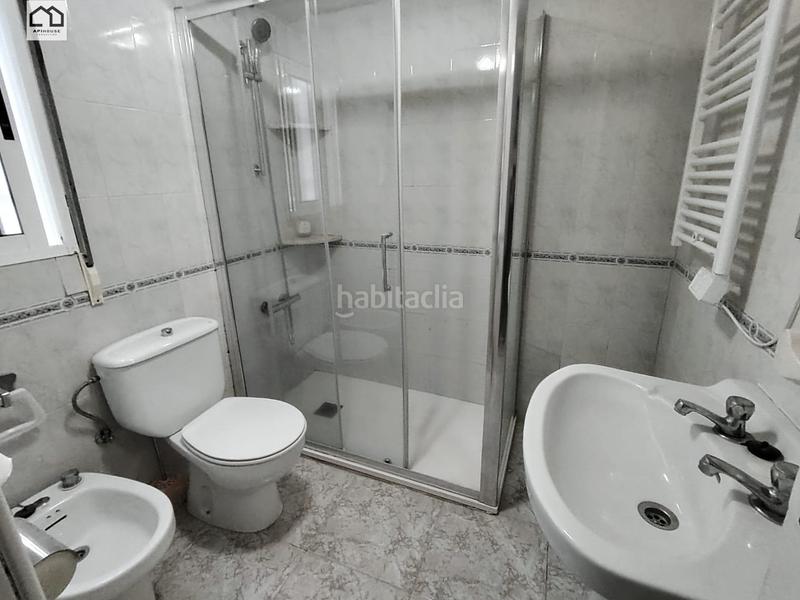 Foto d4b2ce21-97fb-45fe-ac16-987ee80b43c7. Lloguer casa adossada a Playa Levante Santa Pola