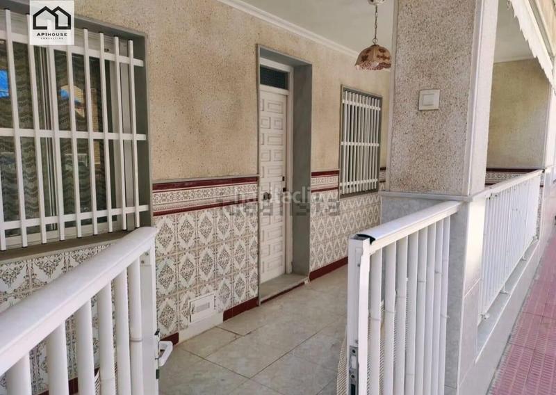 Foto e195872a-e93b-4981-ac1e-92635dfef507. Location maison jumelée dans Playa Levante Santa Pola