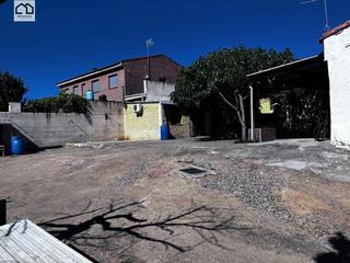 Bauernhof in Mesegar de Tajo. Apihouse vende casa de pueblo en planta baja y con parcela de 45