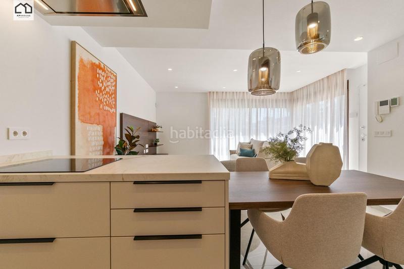 Foto a70393c0-9594-4688-98dd-2942f6aee3a3. Casa adossada amb aparcament a Benijófar