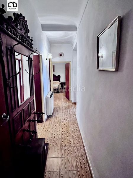 Foto 2cc1babe-e8a5-4105-af08-f7b32d5e8cb7. Masía apihouse vende casa de pueblo en planta baja con amplia parcela de 265 m2. precio 77.999 en Carmena