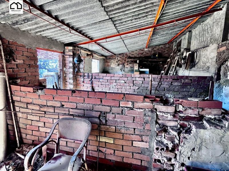 Foto a225a5bc-296b-471c-b842-30a3bc519b31. Masía apihouse vende casa de pueblo en planta baja con amplia parcela de 265 m2. precio 77.999 en Carmena