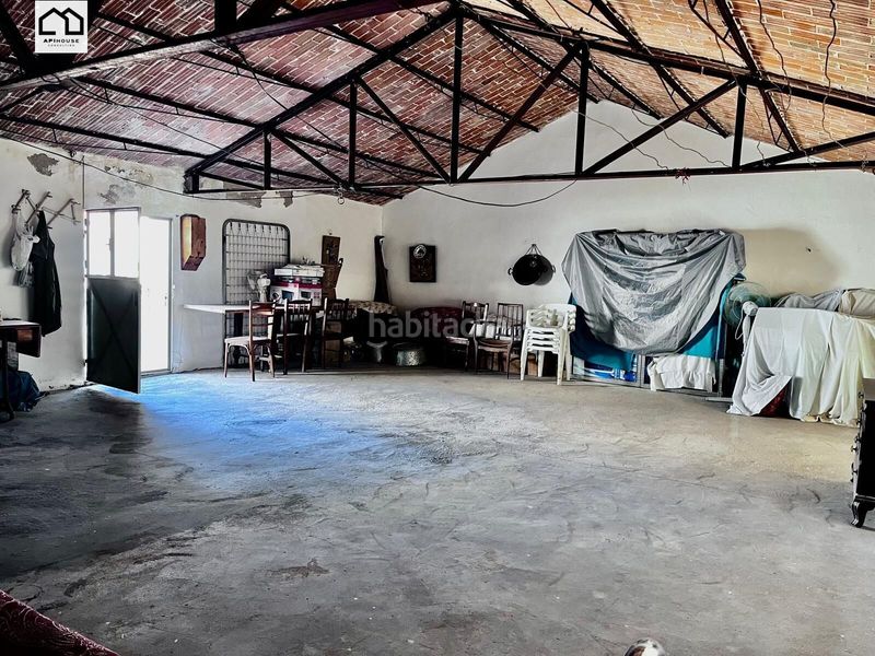 Foto cd97778a-4fe6-4d38-831d-7025cbd86533. Masía apihouse vende casa de pueblo en planta baja con amplia parcela de 265 m2. precio 77.999 en Carmena