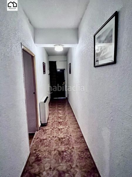 Foto d5d69aa5-2ac0-4dc7-a170-d5c7a3cd3397. Masía apihouse vende casa de pueblo en planta baja con amplia parcela de 265 m2. precio 77.999 en Carmena