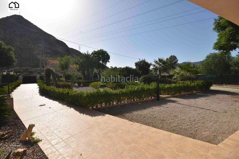 Foto ad096a85-3512-430a-98a0-ffa276da8b69. Location chalet avec parking piscine dans Callosa de Segura