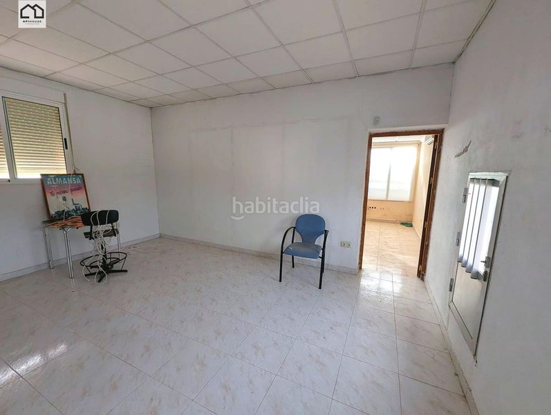 Foto 6f00123c-2a93-45d3-8456-cccc5cb223c1. Local comercial a Monforte del Cid