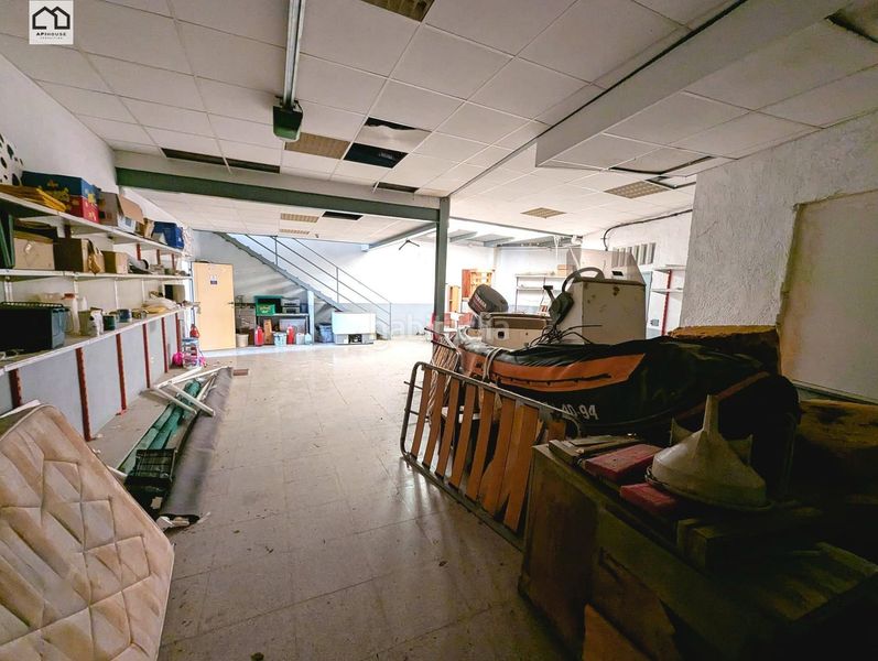 Foto 85c7a4cc-d6bf-45e4-982f-91192e032b60. Local comercial a Monforte del Cid