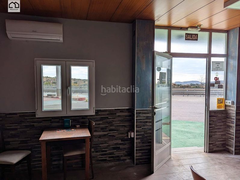 Foto 8c9232f2-eb03-46fe-8352-96ea58df5e0b. Local comercial a Monforte del Cid