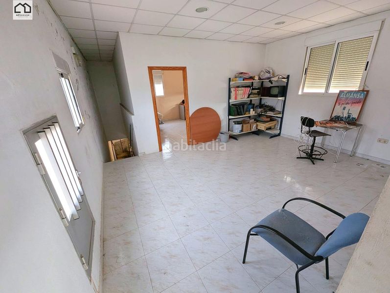 Foto d8ddb450-8407-4a66-97a8-056f4a72bfde. Local comercial a Monforte del Cid