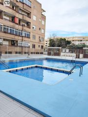 Apartament a El Molino. Encantador apartamento en torrevieja con vistas y comodidades