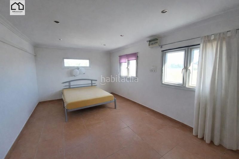 Foto 0b8fb91c-ca4c-44b7-8b8d-161324917a04. Casa amb piscina a Albatera