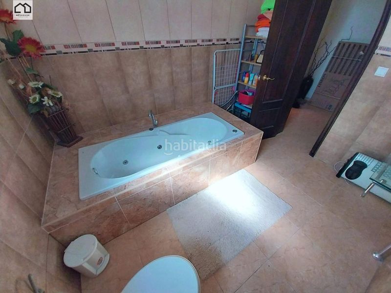 Foto 1fb2651b-2989-4f5c-ab06-833d91e1bca1. Casa amb piscina a Albatera