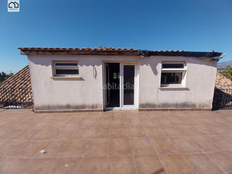 Foto 55765e8e-5368-425c-8507-ea0e1a2c1bc3. Casa amb piscina a Albatera