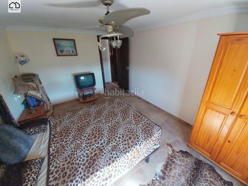Foto b513e4fb-4513-47d0-a862-975a2ee25085. Casa amb piscina a Albatera