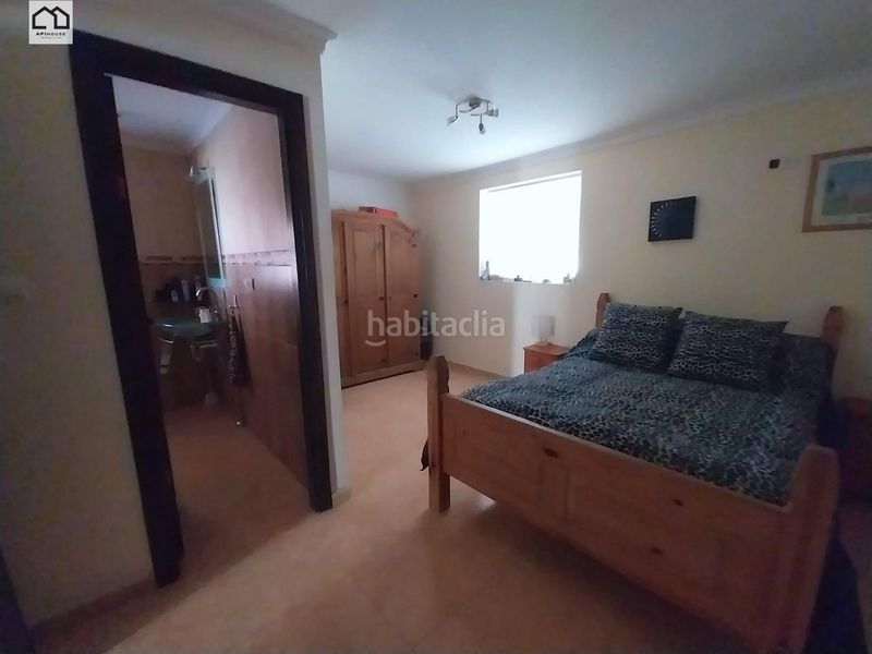 Foto c0cbe310-6412-48eb-9f12-b47375ee538e. Casa amb piscina a Albatera