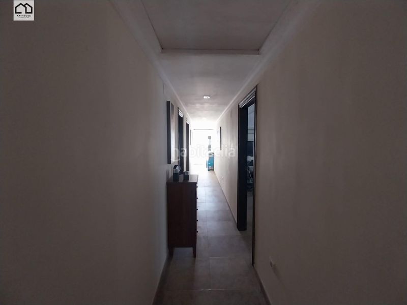 Foto ccb2d9fb-49d6-4a5b-8871-4fe0433e75ae. Casa amb piscina a Albatera