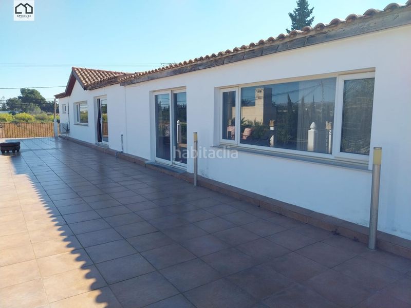 Foto f3f074af-91bc-42b4-bbac-eef29b29e42d. Casa amb piscina a Albatera