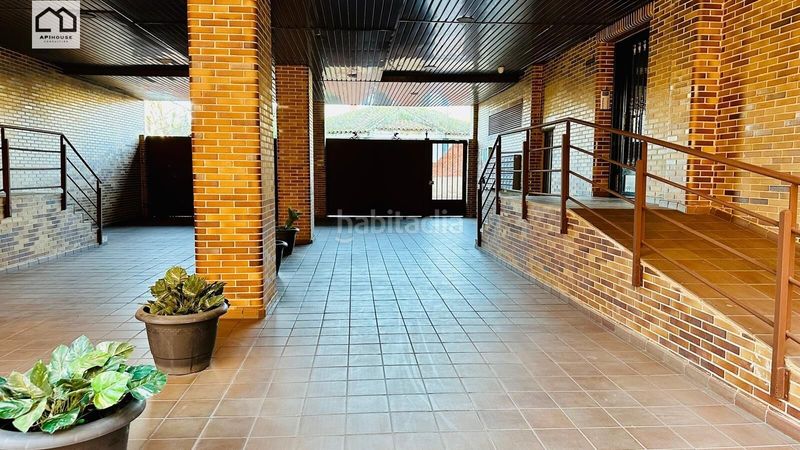 Foto c750a53b-0aeb-4cdb-8eda-6797900775cc. Pis amb aparcament piscina a Santa Olalla