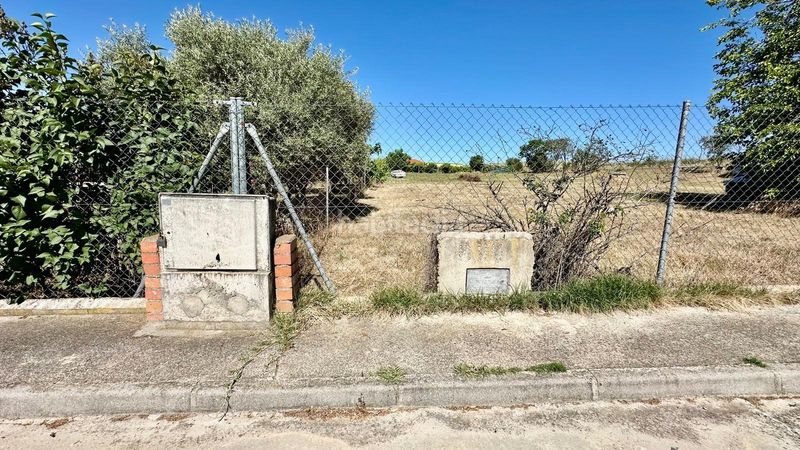 Foto d7e52732-233d-4294-8201-c6d56c340e64. Terreny residencial a Otero