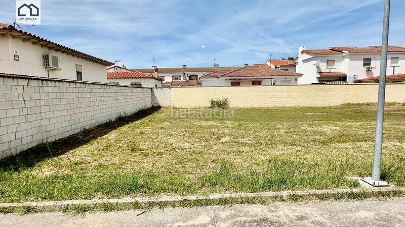 Foto ac6ff02c-e72f-4cf6-b02e-8b5710a56f58. Terreny residencial a Carmena