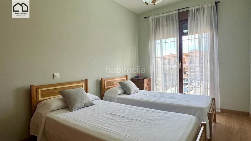 Foto 837e13d3-6128-48ce-8226-280968e2d519. Pis a Santa Olalla