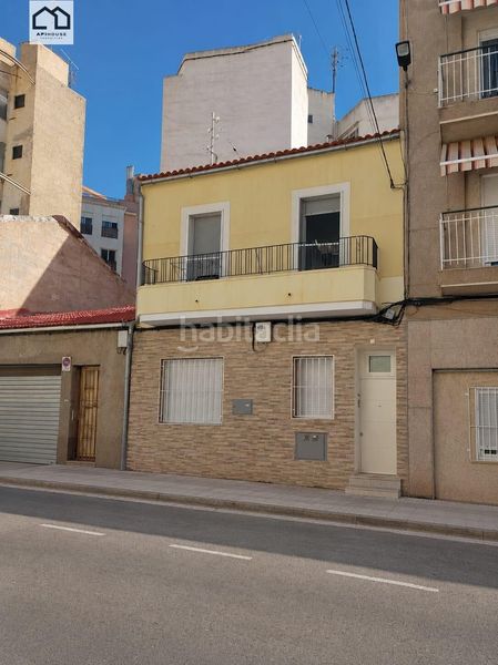 Foto 9c1e2e12-d147-4ac5-9a2d-0a38ed7f45a8. Edificio in Carrús Este Elche / Elx