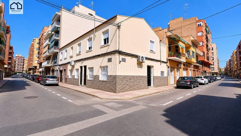 Foto b6bc09c0-a93b-456f-9912-784e8bd078d8. Edificio in Carrús Este Elche / Elx
