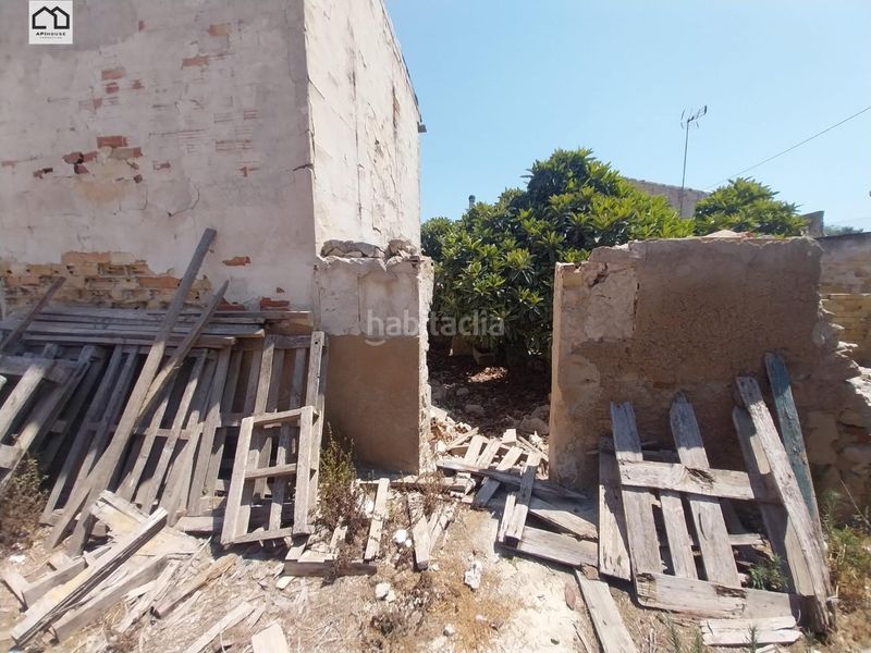 Foto cc9b7322-012e-466b-a9d6-681d8a529700. Casa amb aparcament a Benejúzar