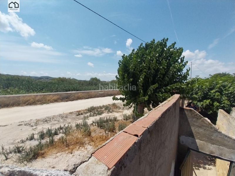 Foto d0fdc2ae-8c01-49a5-ac80-a6d26a5a50db. Casa amb aparcament a Benejúzar