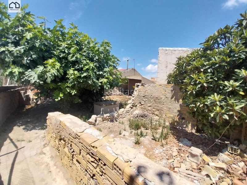 Foto db8ab371-3047-439b-bbd0-2ad9bc326955. Casa amb aparcament a Benejúzar