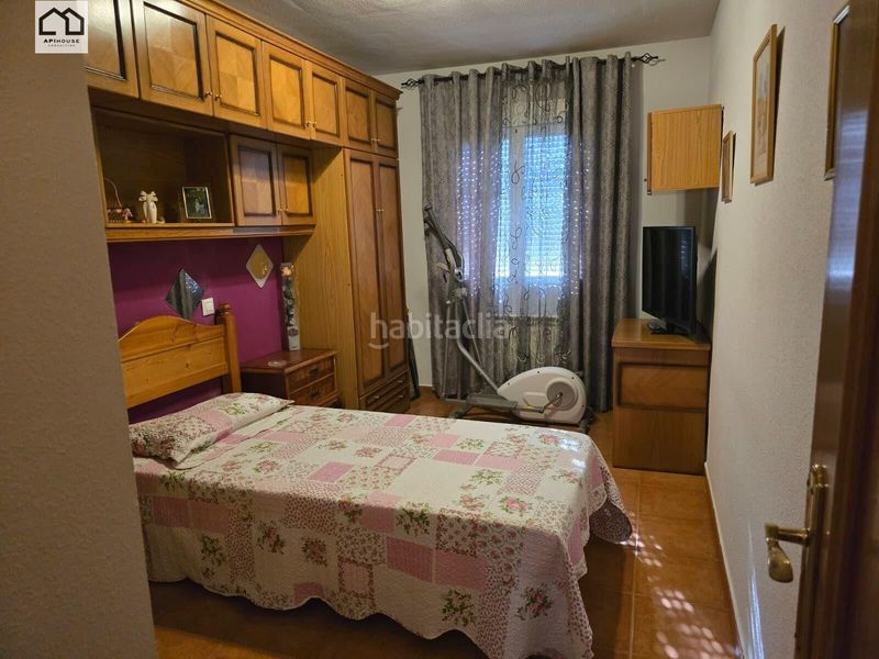 Foto 2bfa632b-c21c-4357-b3a0-8253a8f699cd. Casa adossada amb piscina a Cerralbos (Los)