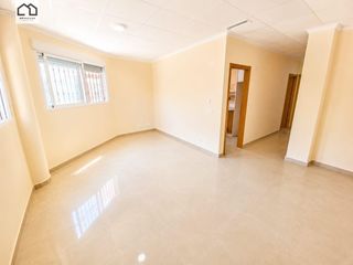 Appartement à Almoradí. Espectacular planta baja reformada y sin amueblar en almoradí. p