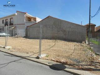 Terreny residencial  Calle cruz. Terreno urbano de 732 m2. máximo 4 viviendas